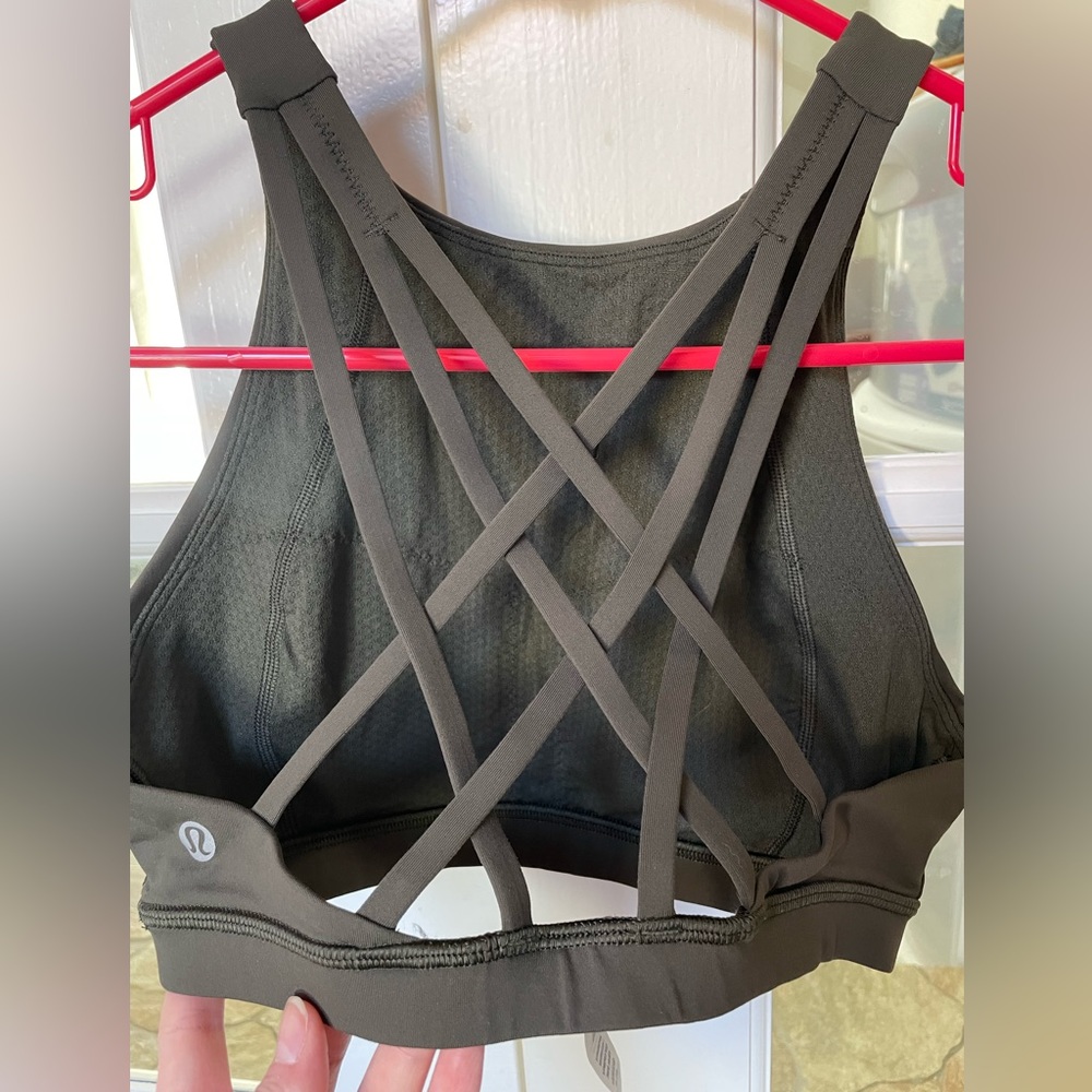 Lululemon Free to Be Serene Sports Bra High Neck. Brand new